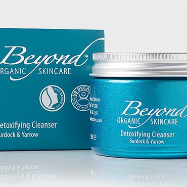 Beyond Organic Skincare -  organiczny detoksykujący preparat oczyszczający