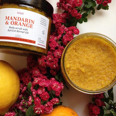 IOSSI -  IOSSI Mandarynka Pomarańcza. Aromatyczny peeling cukrowy do ciała