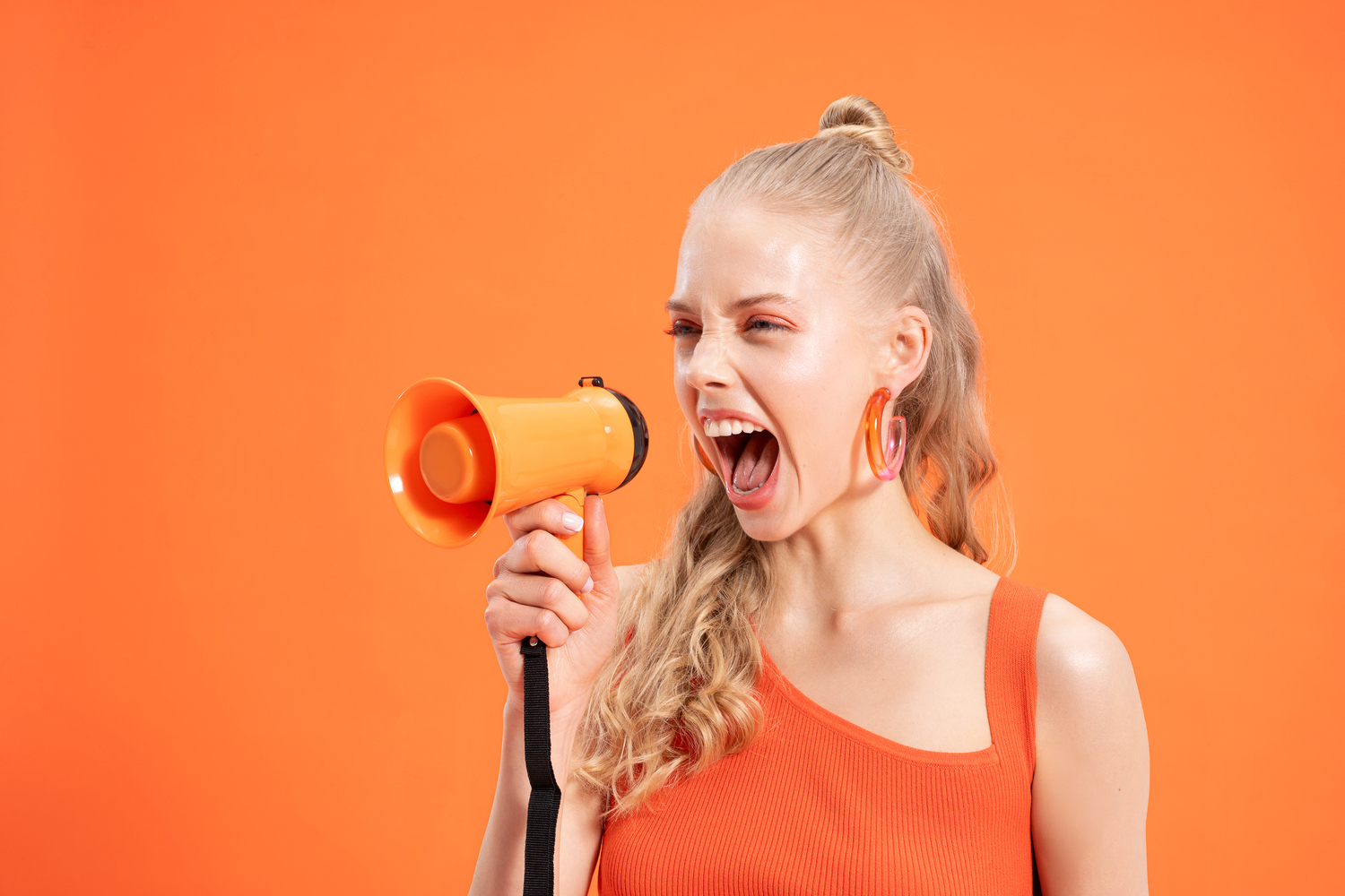 Jakie kosmetyki do oczyszczania twarzy warto stosować? Rekomendacje